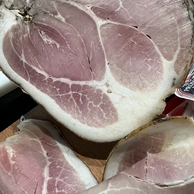 Jambon braisé cuit aux Herbes 
