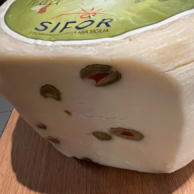 Pecorino aux Olives